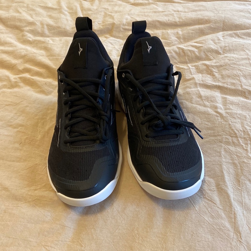 Mizuno Womens Wave Luminous 2 Volleyball Shoes
